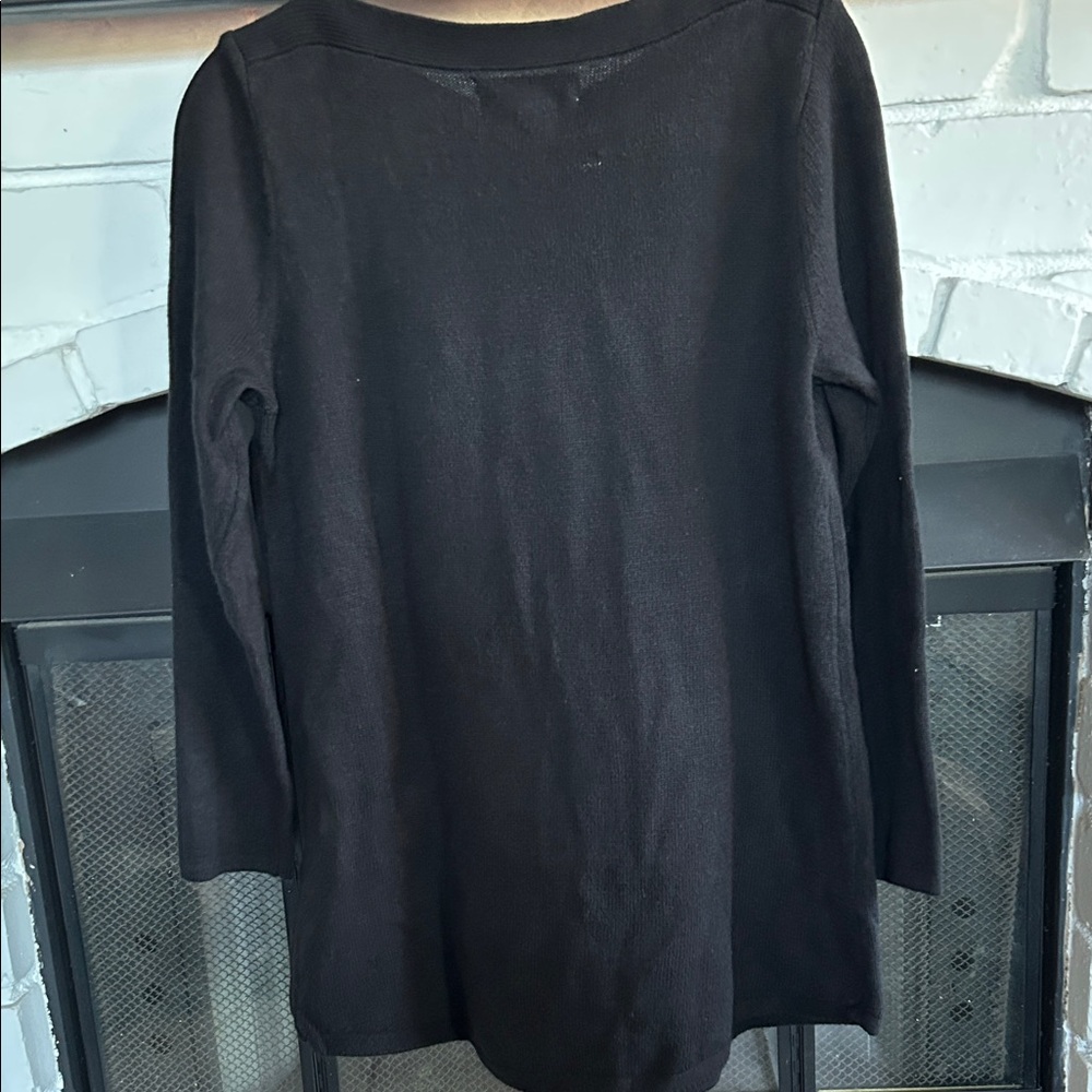 Black Ribbed Crewneck Pullover - Picture 3 of 3